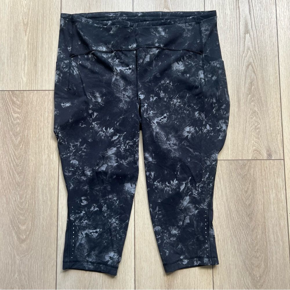 Lululemon Swift Speed High-Rise Crop 21" in Aquila Black Multi Size 20 - Picture 5 of 14